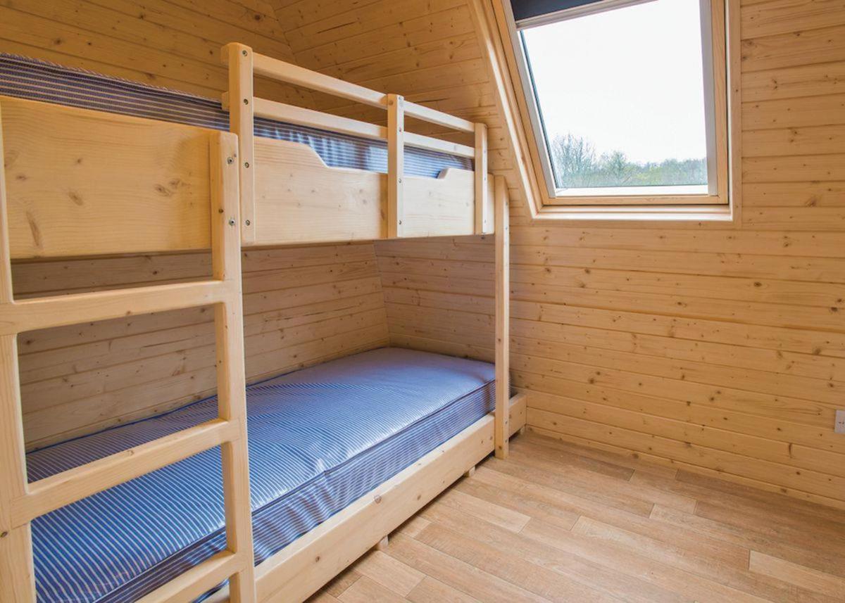 Отель Dovestone Holiday Park Greenfield  Экстерьер фото